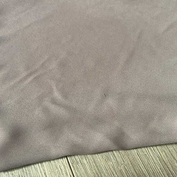 Babaton Sleeveless Blouse with Lace - Picture 4 of 5